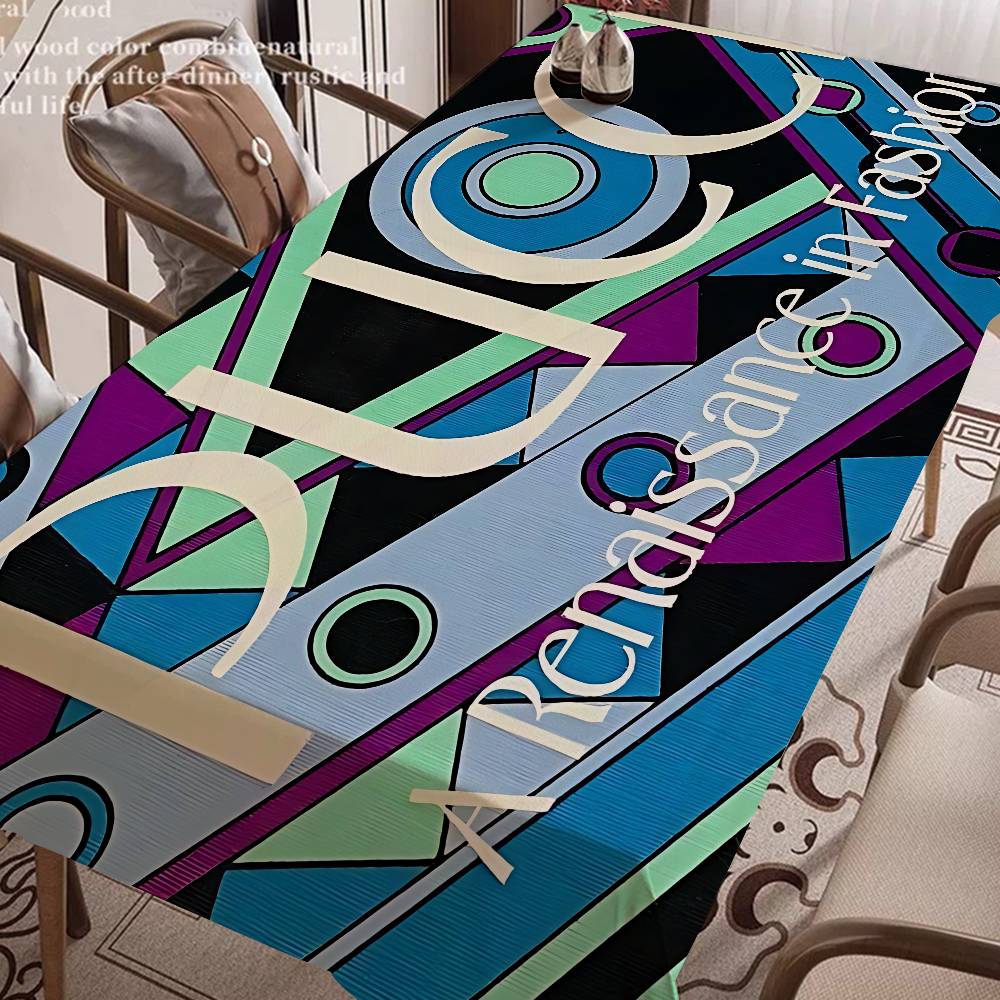 E-Emilios P-PucciS Logo Obrusy – Home Textiles Today Logo recenzja i cena